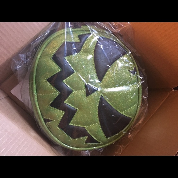 Love Pain and Stitches Frankenstein Pumpkin Bag - Picture 5 of 5